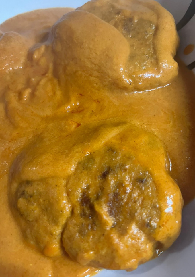 Una foto de Filetes rusos en salsa curry