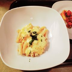 A picture of Grown Up Mac n Cheese.