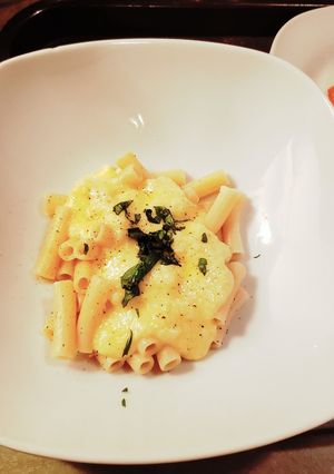 A picture of Grown Up Mac n Cheese.