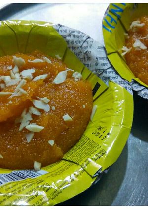 A picture of Rava kesari.