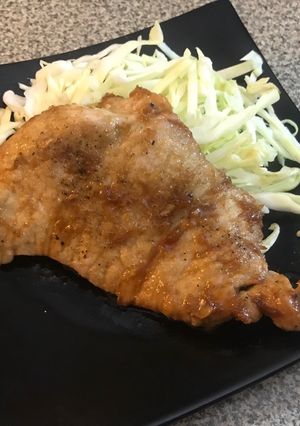 Una foto de Shogayaki ~Cerdo al Jengibre Estilo Japonés~