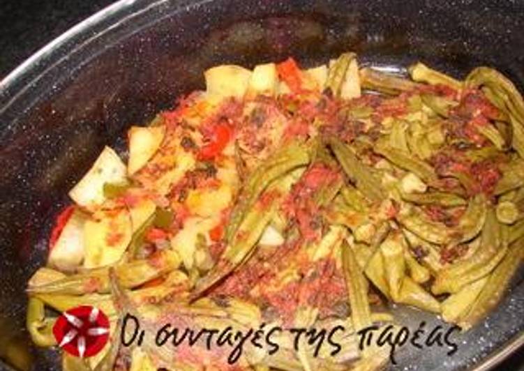 How to Prepare Quick Okra in a terracotta casserole dish