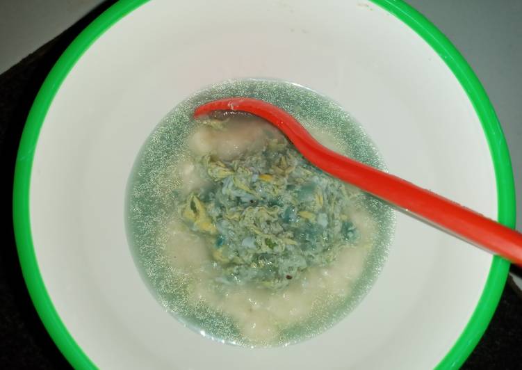 Cara Gampang Membuat Mpasi Bubur Sup Biru yang Lezat