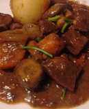 Boeuf bourguignon clásico de la cocina francesa a la porteña