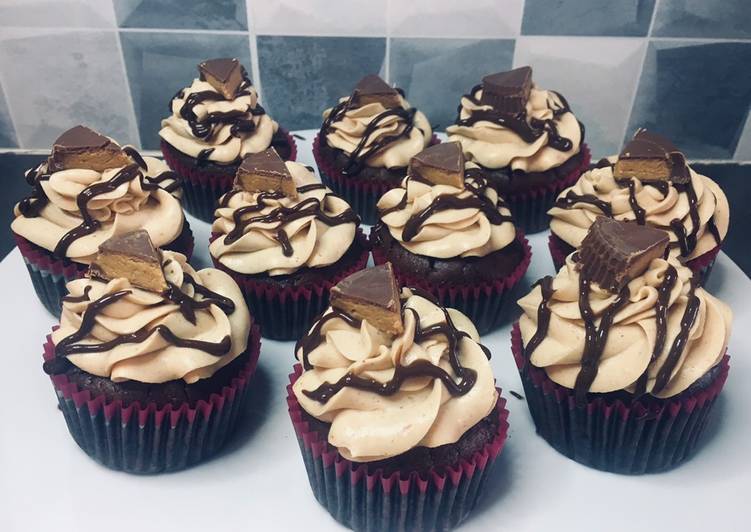 Cupcakes đ§ Reeseâs peanut butter cup (beurre de cacahuète)
