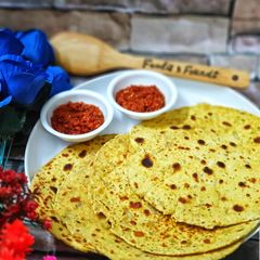 A picture of Besan Ki Roti With Tomato Chutney.