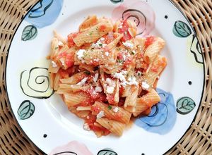 Una foto de Pasta tortiglioni al pomodoro