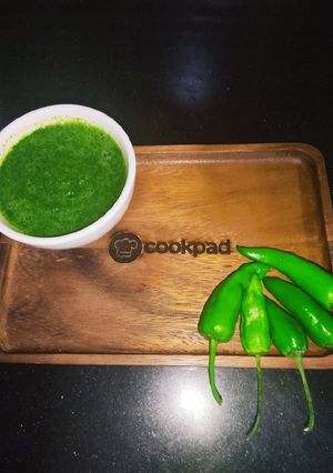 A picture of Green Chutney 💚.