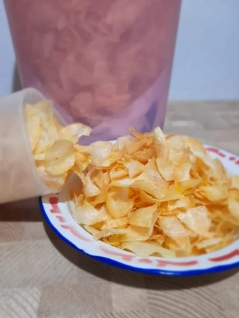 Langkah Gampang Membuat Resep Keripik singkong renyah dan gurih yang Enak Banget Anti Ribet, Mantap Sekali