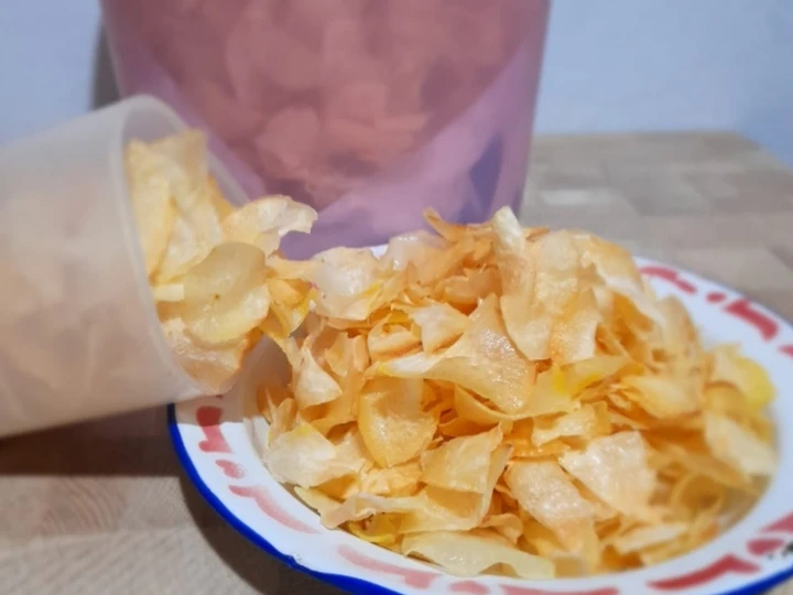Langkah Gampang Membuat Resep Keripik singkong renyah dan gurih yang Enak Banget Anti Ribet, Mantap Sekali
