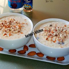 A picture of Kheer(Indian rice pudding).