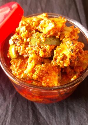 A picture of Mango pickle.