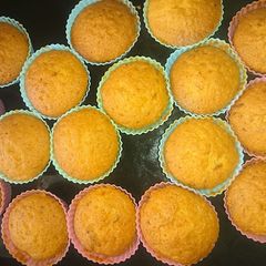 A picture of Carrot cupcakes.