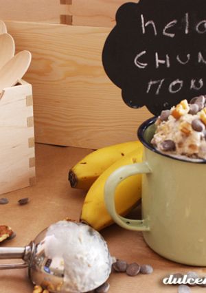 Una foto de Helado chunky monkey con heladera zoku