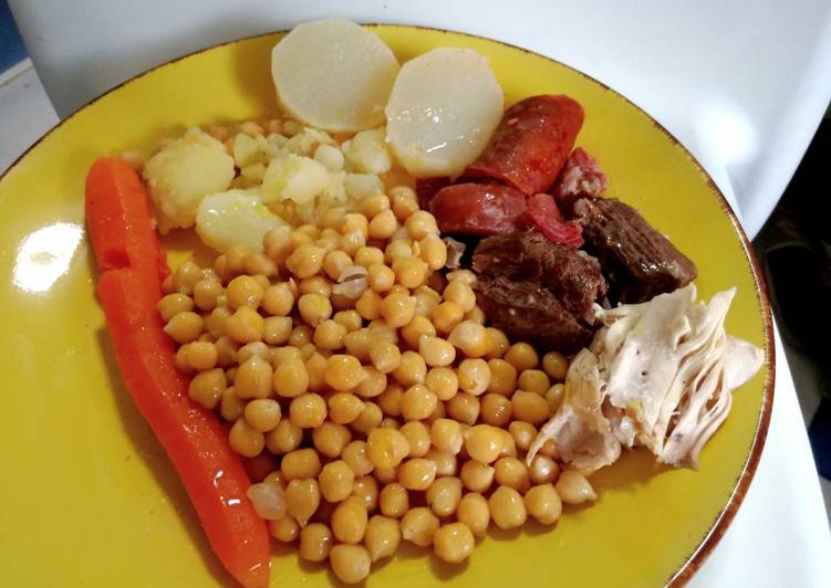 Cocido madrileño de garbanzos pedrosillanos (ligero)