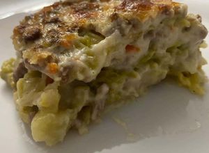Foto di Sformato di verza con besciamella e ragù bianco di vitello