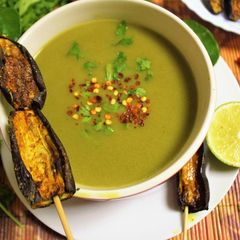 A picture of Coriander & Lemongrass Soup.