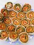 મેગી સ્ટફ પીન વ્હીલ સેન્ડવીચ જૈન (Maggi Stuffed Pinwheel Sandwich Jain Recipe In Gujarati)