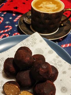 Tiramisu golyó recept fotója