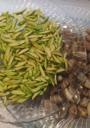 عکسی از دستور خلال پسته