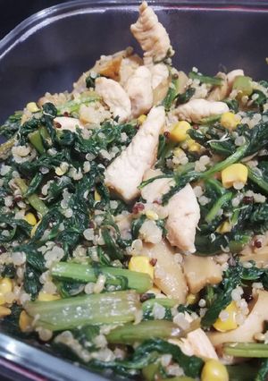 Una foto de Acelgas con pavo y quinoa