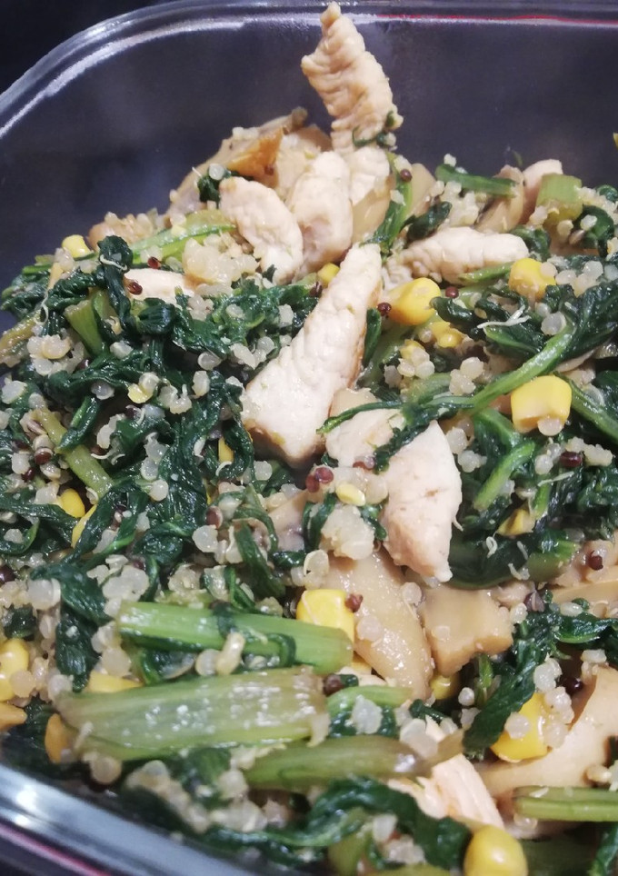 Una foto de Acelgas con pavo y quinoa