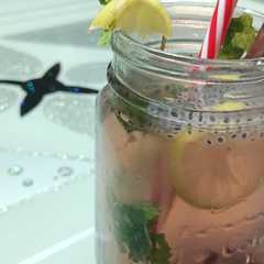 திராட்சை மோஜிட்டோ(grapes mojito recipe in tamil) செய்முறை முக்கிய புகைப்படம்