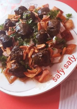 A picture of Grape Leaf Fatteh.