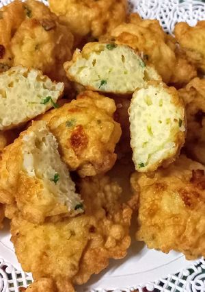 Una foto de Buñuelos de Arroz 🍚😋😀