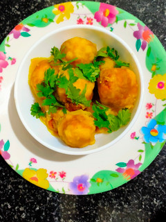 ஸ்டீம்டு பிரேட் பால்ஸ் (Steamed bread balls recipe in tamil) செய்முறை முக்கிய புகைப்படம்