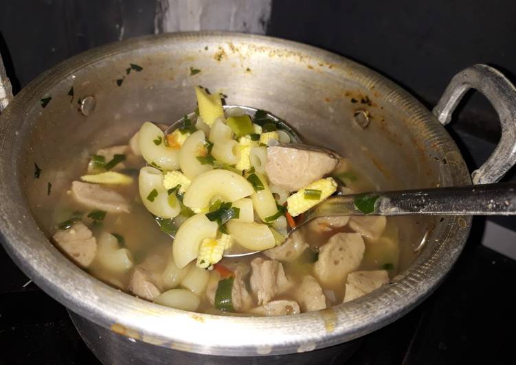 Resep Sup bakso makaroni oleh via deemye - Cookpad