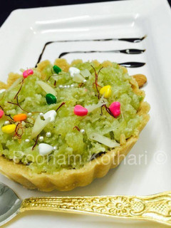 A picture of Lauki halwa tart.