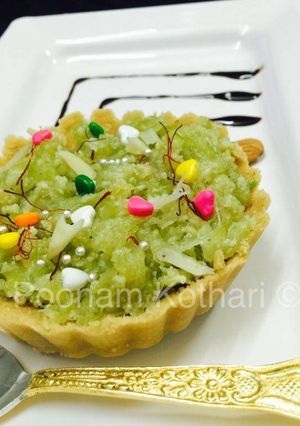 A picture of Lauki halwa tart.