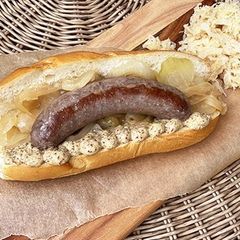 A picture of Wagyu Beef Beer Brats.