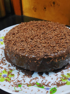 चॉकलेट केक (chocolate cake recipe in Hindi) रेसिपी मुख्य फोटो