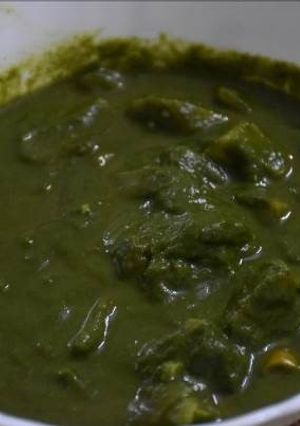 A picture of Aloo Palak Curry Recipe.
