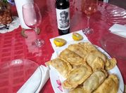 Una foto de empanada de solomillo