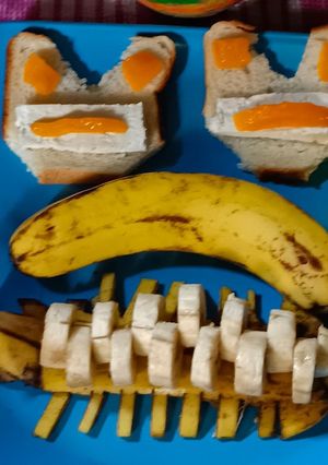 A picture of No Fire Recipe/ Paneer Sandwich (with bread 🍞 Paneer mango 🥭).