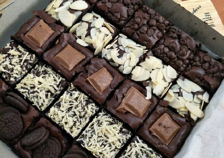 Cara Gampang Menyiapkan Fudge Brownies Tips Shiny Crust yang Enak