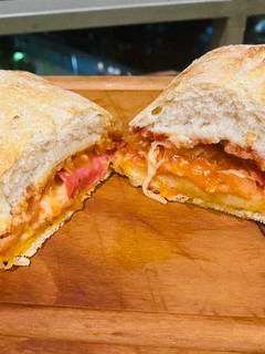 Una foto de Sándwich Napolitano