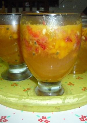 Una foto de Gelatina de maracuyá