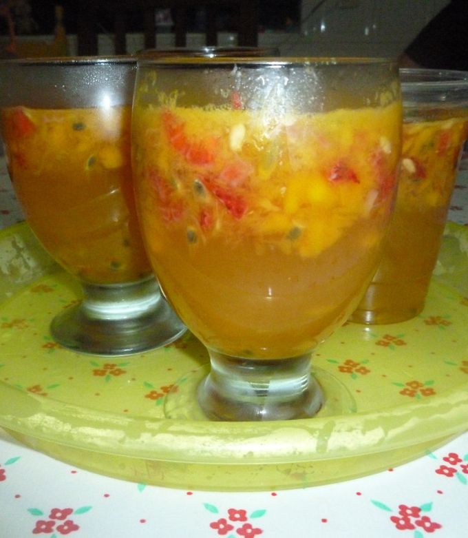 Una foto de Gelatina de maracuyá
