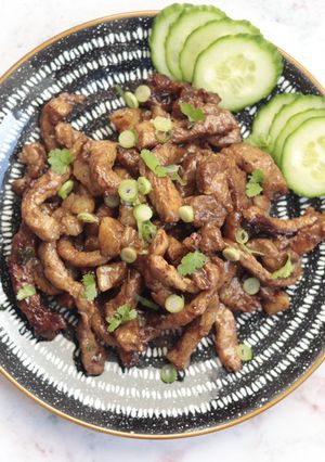 A picture of Pork in Maggi sauce หมูแม๊กกี้.