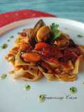 Fettuccine fresche con prezzemolo alle cozze