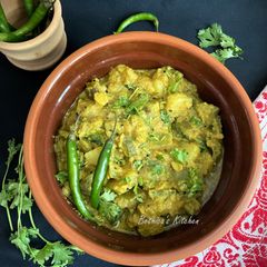 Jhinge Aloo Posto (Ridge Gourd & Potato in Poppy Seeds Gravy - Bengali Style) A picture of Jhinge Aloo Posto (Ridge Gourd & Potato in Poppy Seeds Gravy - Bengali Style).