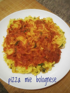 Foto resep Pizza Mie Bolognese #rabubaru