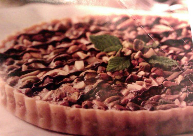 Steps to Prepare Favorite Pistachio Tart