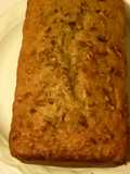 Pan de plátano con nuez y mantequilla 😋