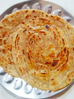 Pav Bhaji lachha paratha રેસીપી મુખ્ય ફોટો