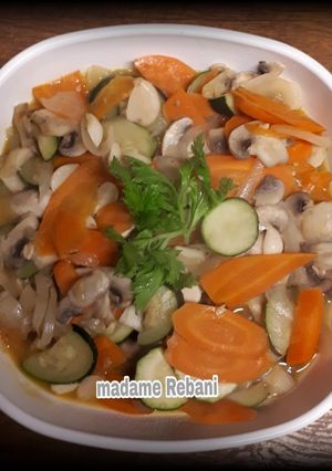 Foto resep Tumis champignon wortel dan zuchini